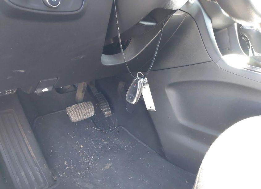 Photo 11 of 2018 Chevrolet Equinox LT (VIN 3GNAXSEV9JS553036)