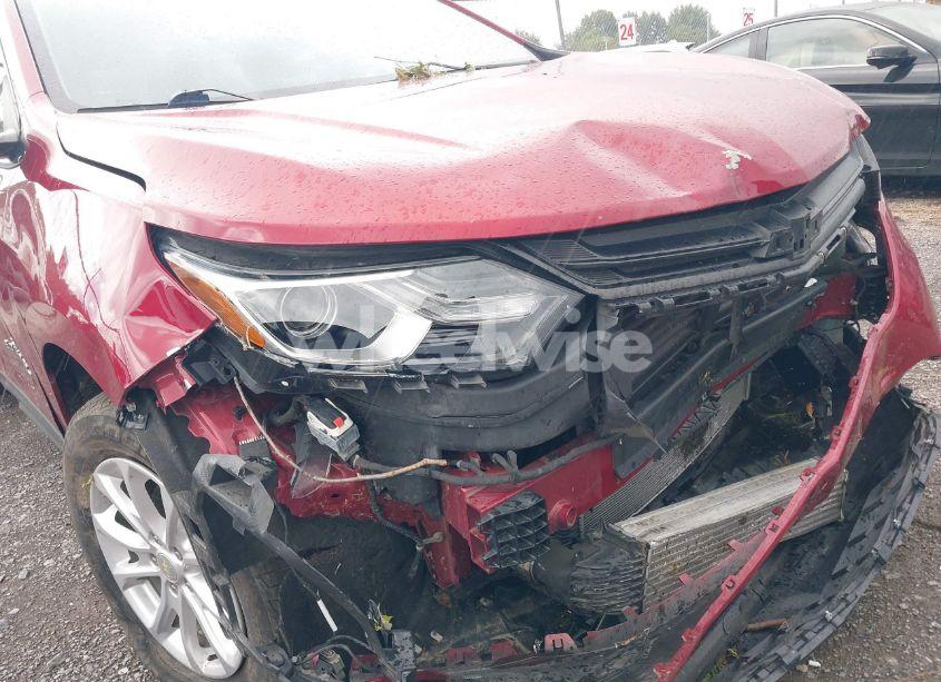 Photo 6 of 2018 Chevrolet Equinox LT (VIN 3GNAXSEV9JS632951)