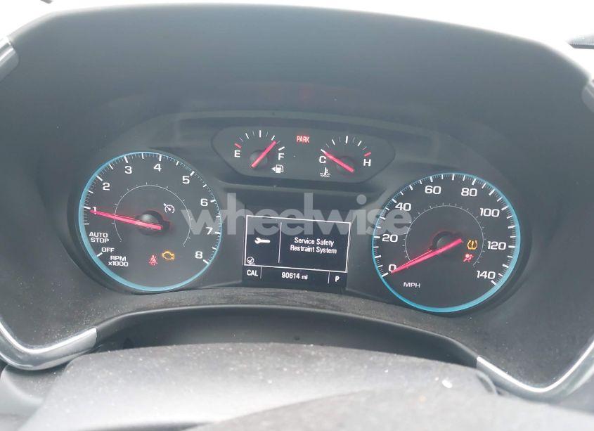 Photo 7 of 2018 Chevrolet Equinox LT (VIN 3GNAXSEV9JS632951)