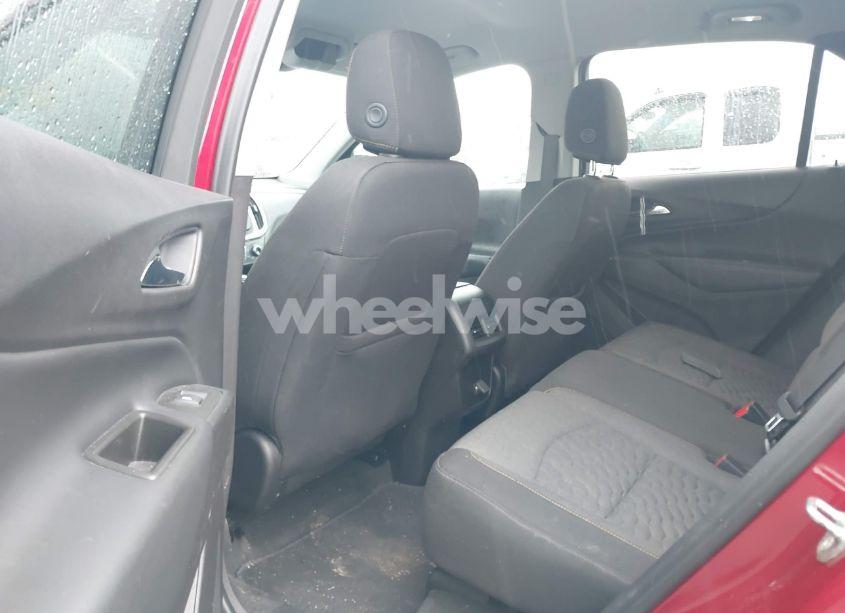 Photo 8 of 2018 Chevrolet Equinox LT (VIN 3GNAXSEV9JS632951)