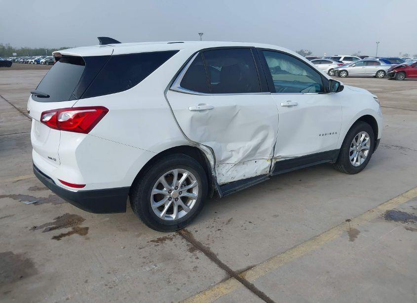 Photo 4 of 2018 Chevrolet Equinox LT (VIN 3GNAXSEV9JS633503)