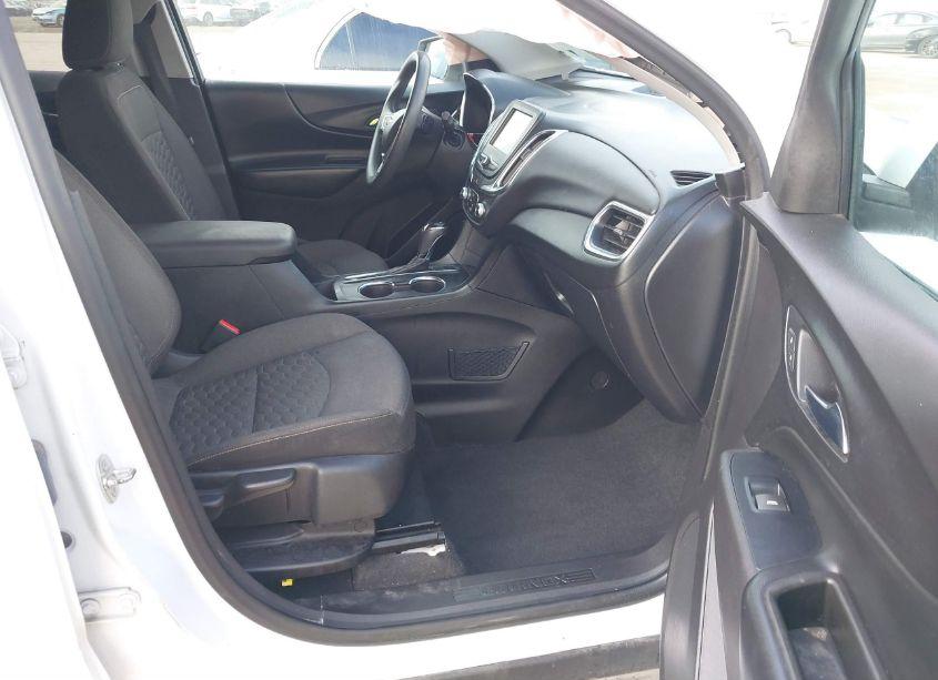 Photo 5 of 2018 Chevrolet Equinox LT (VIN 3GNAXSEV9JS633503)