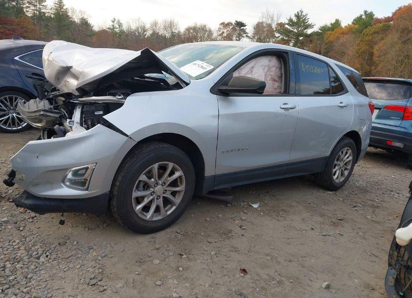 Photo 15 of 2019 Chevrolet Equinox LS (VIN 3GNAXSEV9KS580013)