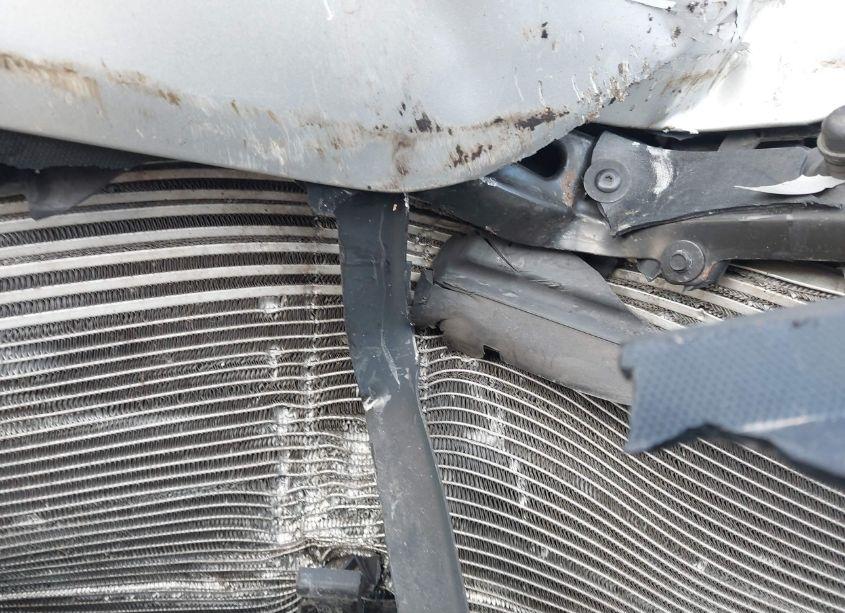 Photo 18 of 2019 Chevrolet Equinox LS (VIN 3GNAXSEV9KS580013)