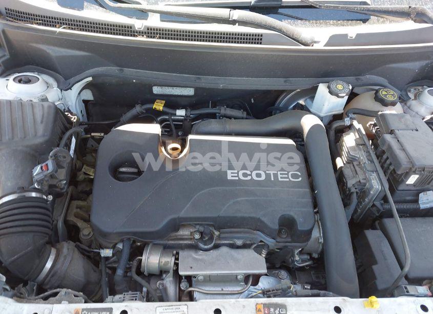 Photo 10 of 2019 Chevrolet Equinox LS (VIN 3GNAXSEV9KS628996)