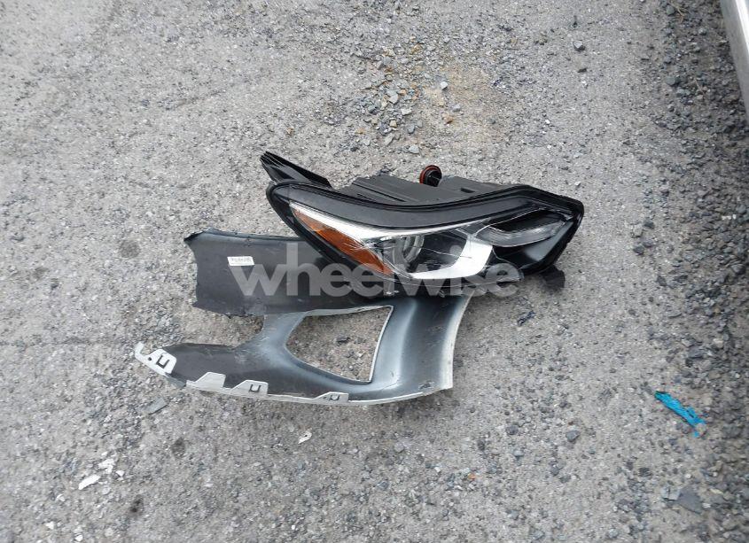 Photo 12 of 2021 Chevrolet Equinox AWD LS (VIN 3GNAXSEV9MS154261)