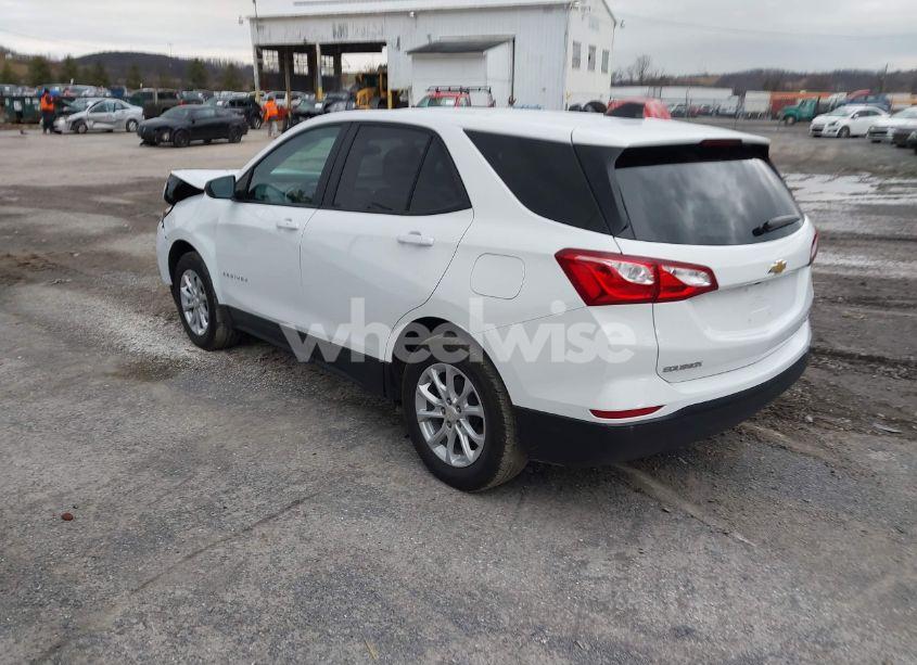 Photo 3 of 2021 Chevrolet Equinox AWD LS (VIN 3GNAXSEV9MS154261)