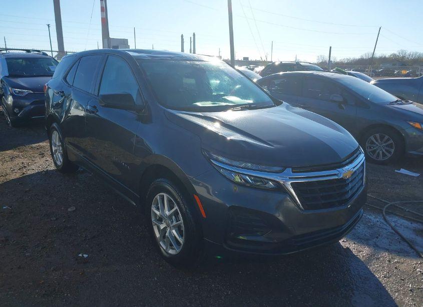 2022 Chevrolet Equinox AWD LS (VIN 3GNAXSEV9NS246715) main photo