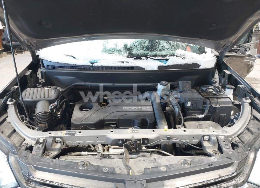 Photo 10 of 2018 Chevrolet Equinox LT (VIN 3GNAXSEVXJL104863)