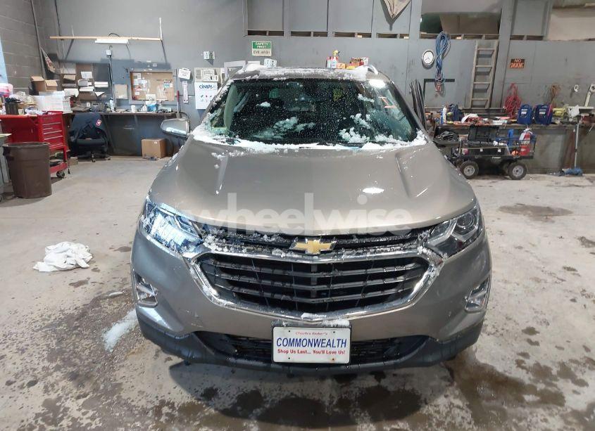 Photo 12 of 2018 Chevrolet Equinox LT (VIN 3GNAXSEVXJL104863)