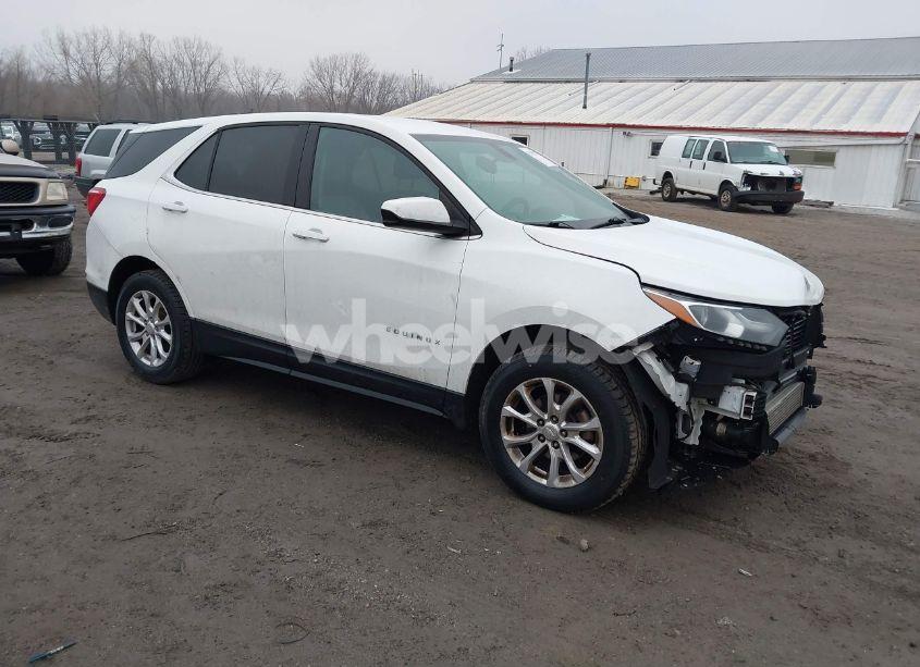 2018 Chevrolet Equinox LT (VIN 3GNAXSEVXJS538514) main photo