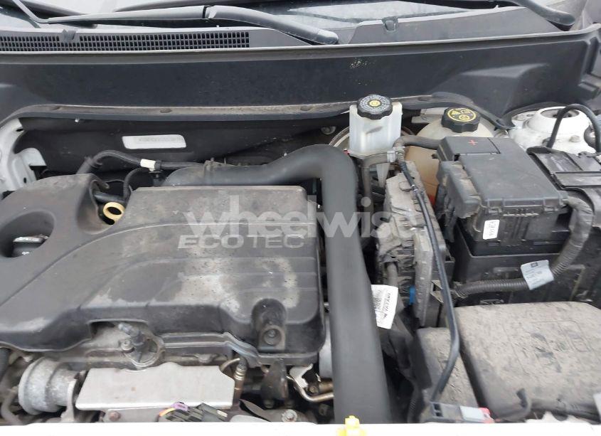 Photo 10 of 2018 Chevrolet Equinox LT (VIN 3GNAXSEVXJS538514)