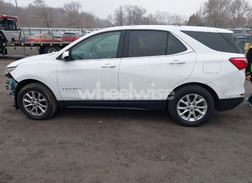 Photo 14 of 2018 Chevrolet Equinox LT (VIN 3GNAXSEVXJS538514)
