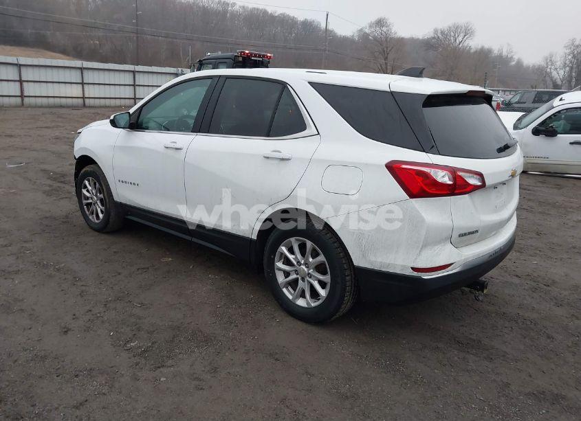 Photo 3 of 2018 Chevrolet Equinox LT (VIN 3GNAXSEVXJS538514)