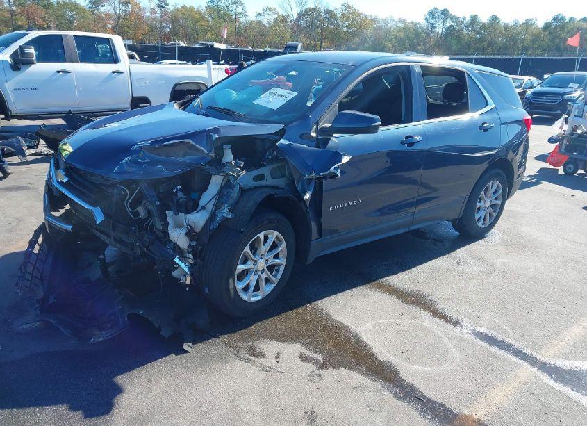 Photo 2 of 2018 Chevrolet Equinox LT (VIN 3GNAXSEVXJS624485)