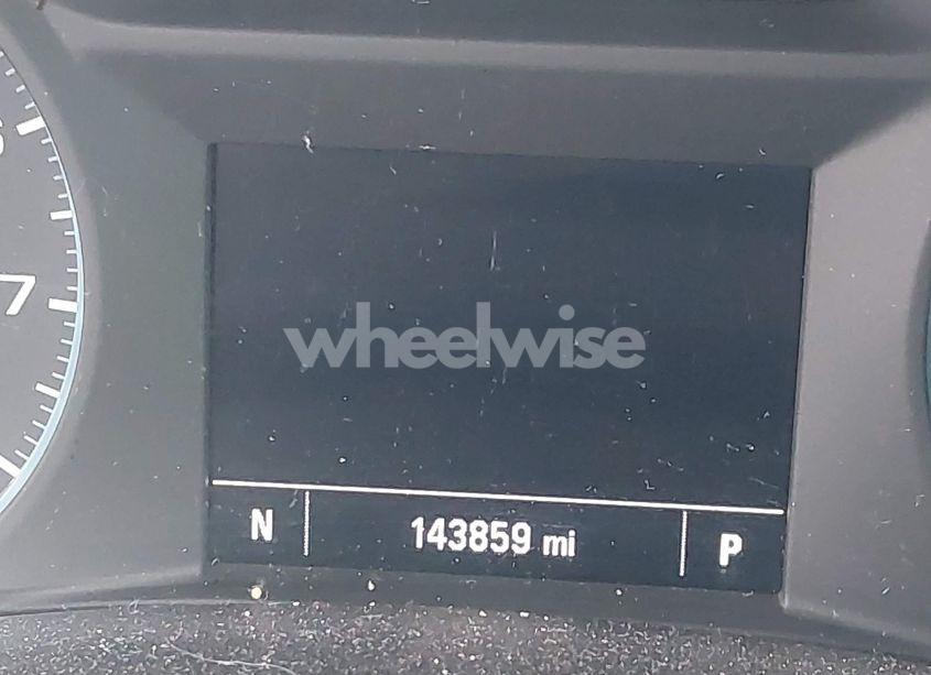 Photo 15 of 2019 Chevrolet Equinox LS (VIN 3GNAXSEVXKL297453)