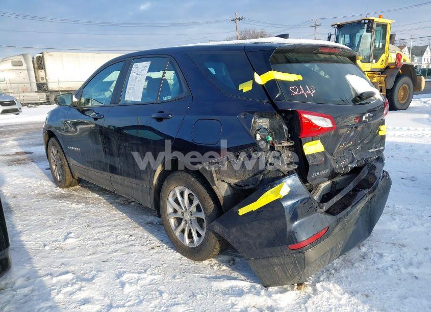 Photo 3 of 2020 Chevrolet Equinox AWD LS (VIN 3GNAXSEVXLS507945)
