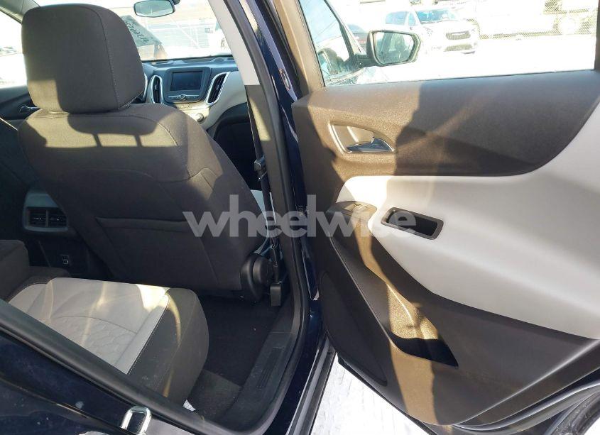 Photo 8 of 2020 Chevrolet Equinox AWD LS (VIN 3GNAXSEVXLS507945)