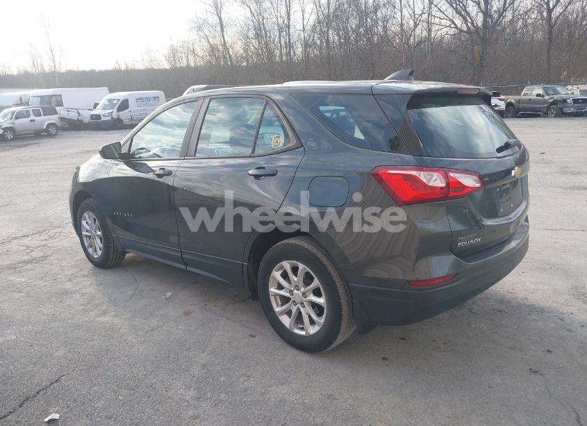 Photo 3 of 2020 Chevrolet Equinox AWD LS (VIN 3GNAXSEVXLS511705)