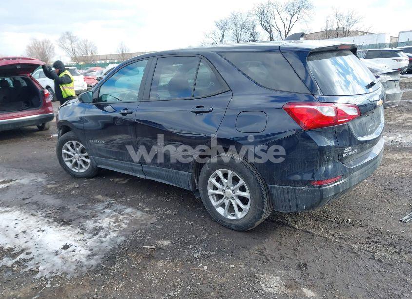 Photo 3 of 2020 Chevrolet Equinox AWD LS (VIN 3GNAXSEVXLS573699)