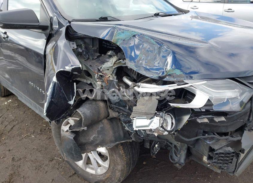 Photo 6 of 2020 Chevrolet Equinox AWD LS (VIN 3GNAXSEVXLS573699)