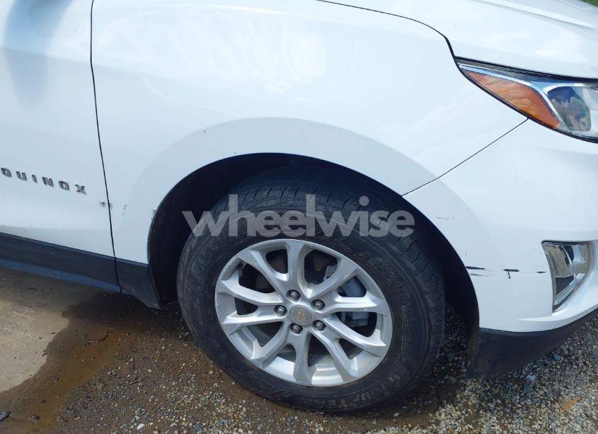 Photo 20 of 2020 Chevrolet Equinox AWD LS (VIN 3GNAXSEVXLS602800)