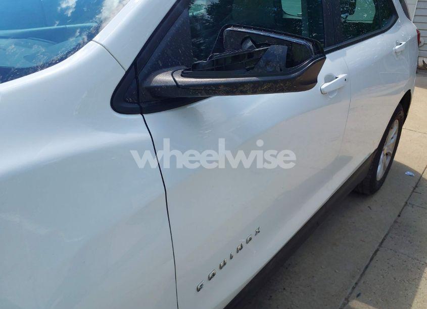 Photo 21 of 2020 Chevrolet Equinox AWD LS (VIN 3GNAXSEVXLS602800)