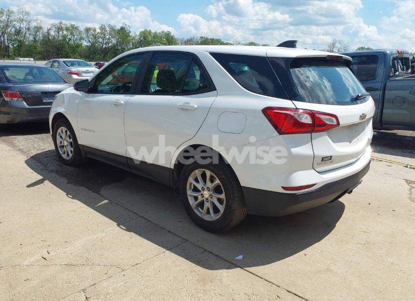Photo 3 of 2020 Chevrolet Equinox AWD LS (VIN 3GNAXSEVXLS602800)