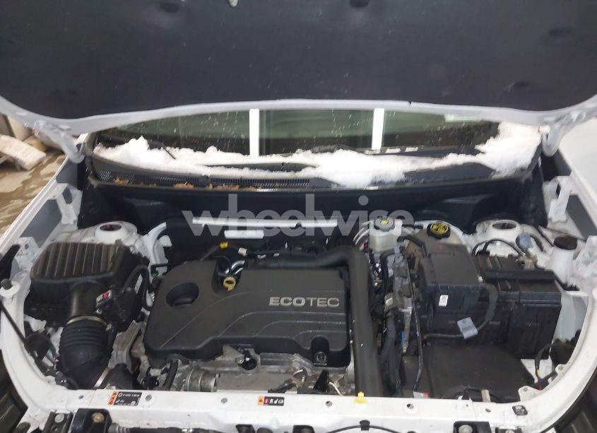 Photo 10 of 2021 Chevrolet Equinox LS (VIN 3GNAXSEVXMS110320)