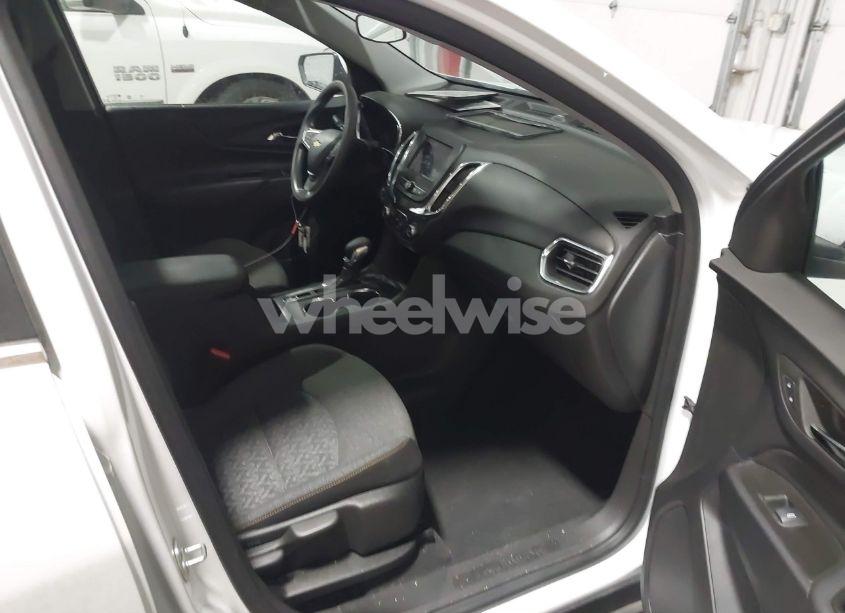 Photo 5 of 2023 Chevrolet Equinox AWD 2FL (VIN 3GNAXTEG2PS212917)