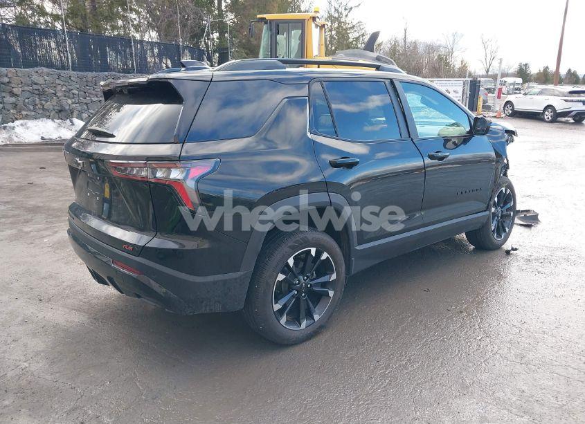 Photo 4 of 2025 Chevrolet Equinox AWD RS (VIN 3GNAXTEG2SL163902)