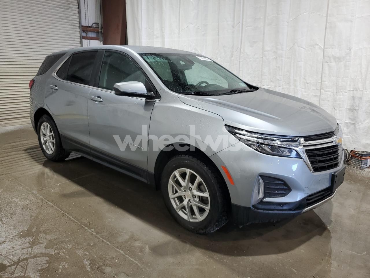 Photo 4 of 2023 CHEVROLET EQUINOX LT (VIN 3GNAXTEG3PS169219)