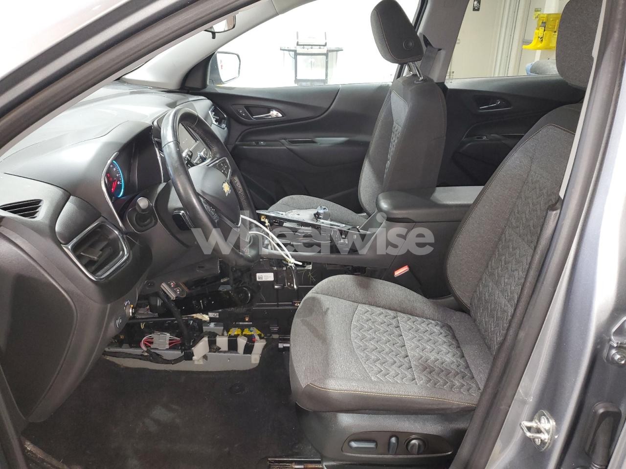 Photo 7 of 2023 CHEVROLET EQUINOX LT (VIN 3GNAXTEG3PS169219)