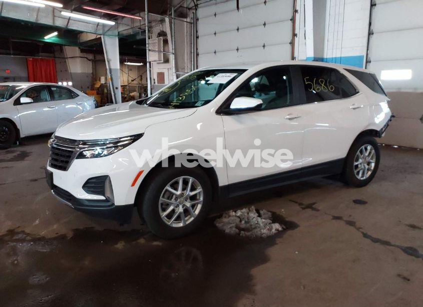 Photo 2 of 2023 Chevrolet Equinox AWD 2FL (VIN 3GNAXTEG4PS212823)