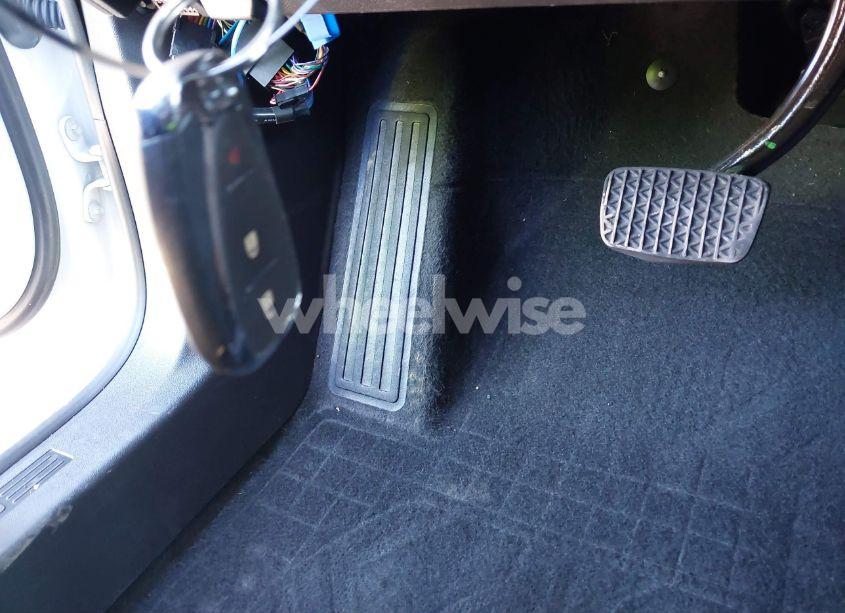 Photo 11 of 2023 Chevrolet Equinox AWD 2FL (VIN 3GNAXTEG4PS217200)