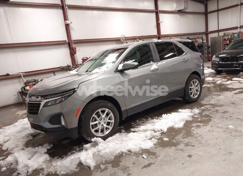 Photo 2 of 2024 Chevrolet Equinox AWD 2FL (VIN 3GNAXTEG4RL243101)