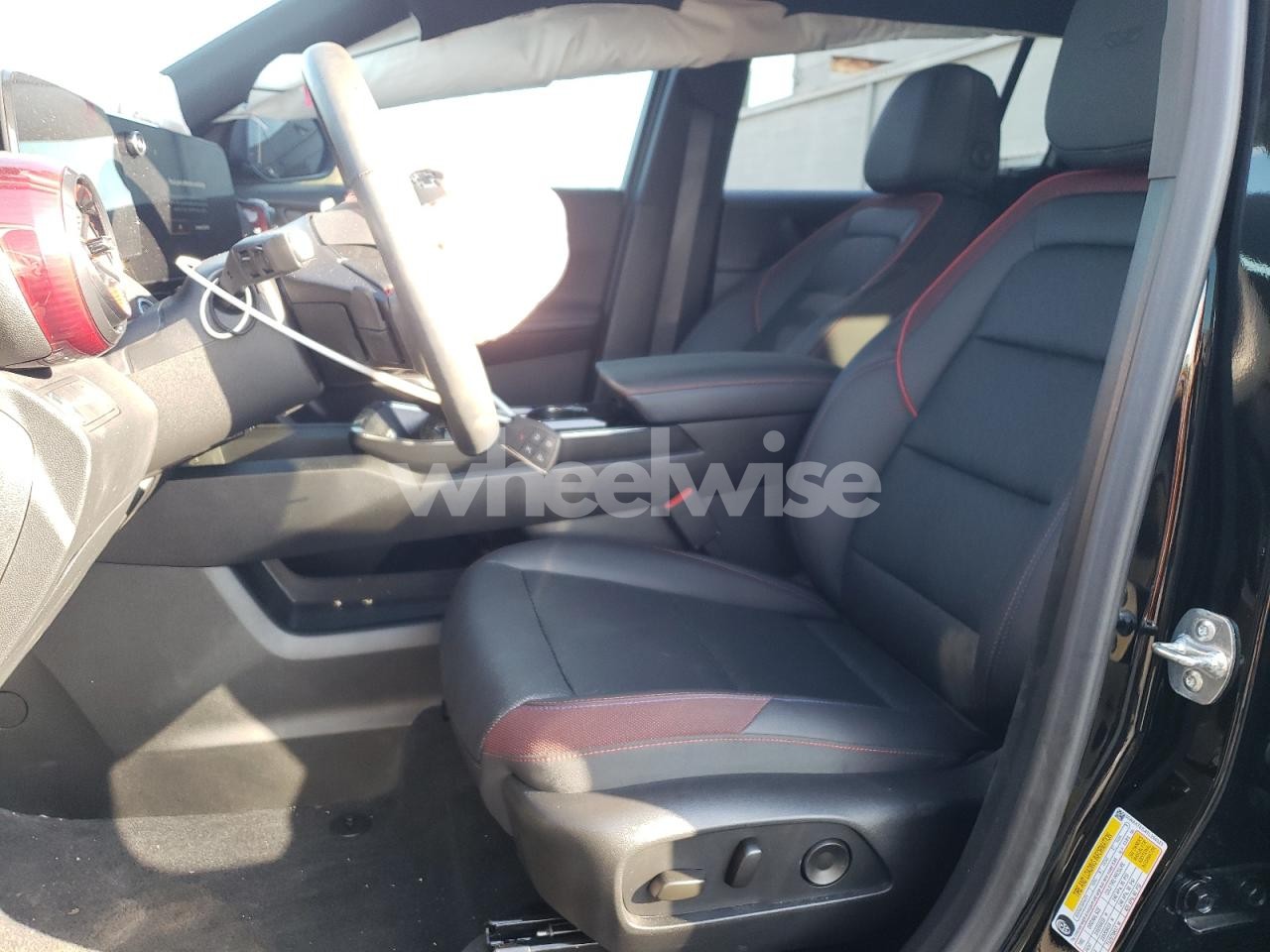 Photo 7 of 2026 CHEVROLET EQUINOX RS (VIN 3GNAXTEG4TL156323)