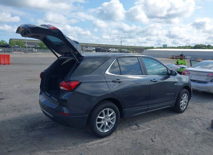 Photo 4 of 2023 Chevrolet Equinox AWD 2FL (VIN 3GNAXTEGXPS112127)