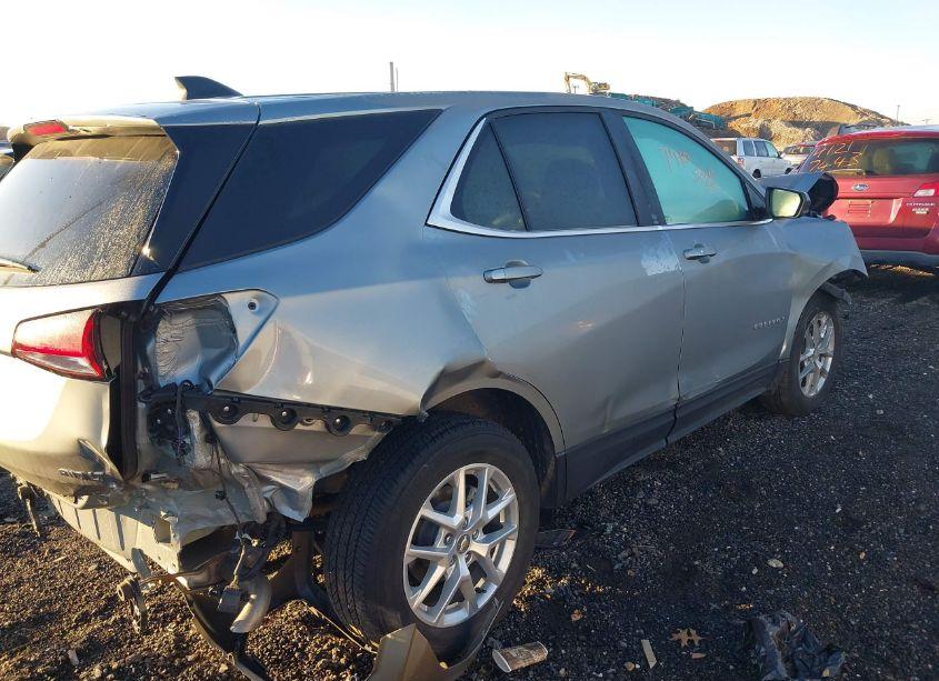Photo 4 of 2023 Chevrolet Equinox AWD 2FL (VIN 3GNAXTEGXPS202538)