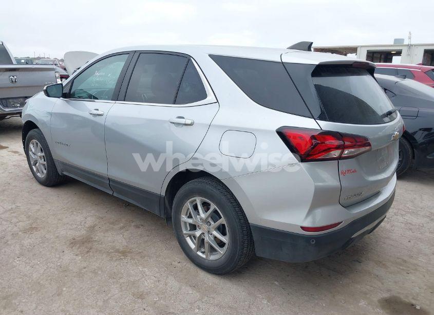 Photo 3 of 2022 Chevrolet Equinox AWD 2FL (VIN 3GNAXTEV1NL137486)
