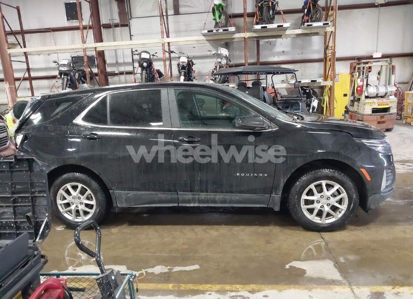 Photo 13 of 2022 Chevrolet Equinox AWD 2FL (VIN 3GNAXTEV2NL126352)
