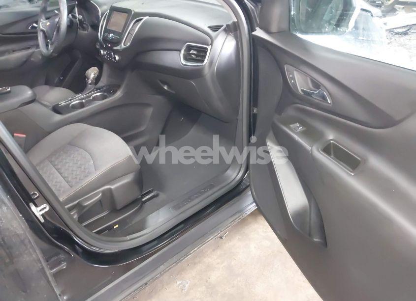 Photo 5 of 2022 Chevrolet Equinox AWD 2FL (VIN 3GNAXTEV2NL126352)