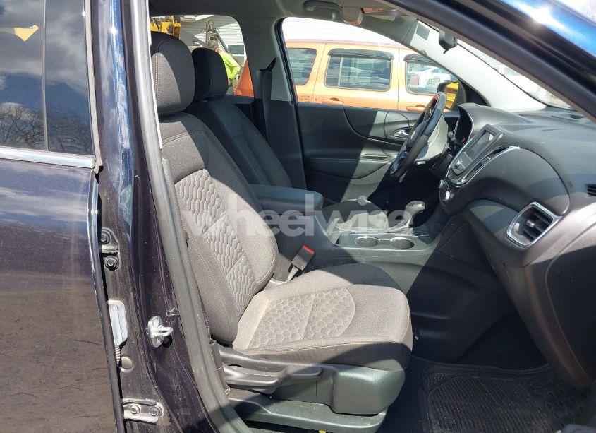 Photo 5 of 2020 Chevrolet Equinox AWD 2FL (VIN 3GNAXTEV3LS602742)