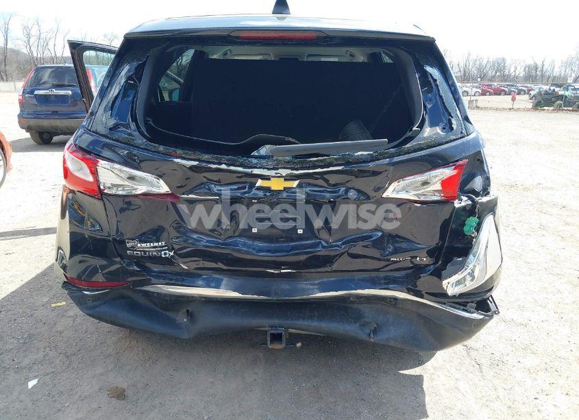 Photo 6 of 2020 Chevrolet Equinox AWD 2FL (VIN 3GNAXTEV3LS602742)