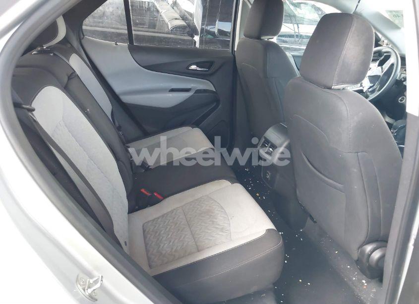 Photo 8 of 2022 Chevrolet Equinox AWD 2FL (VIN 3GNAXTEV4NL137448)