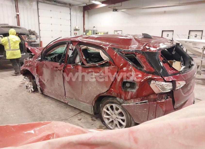 Photo 3 of 2019 Chevrolet Equinox LT (VIN 3GNAXTEV7KL328700)