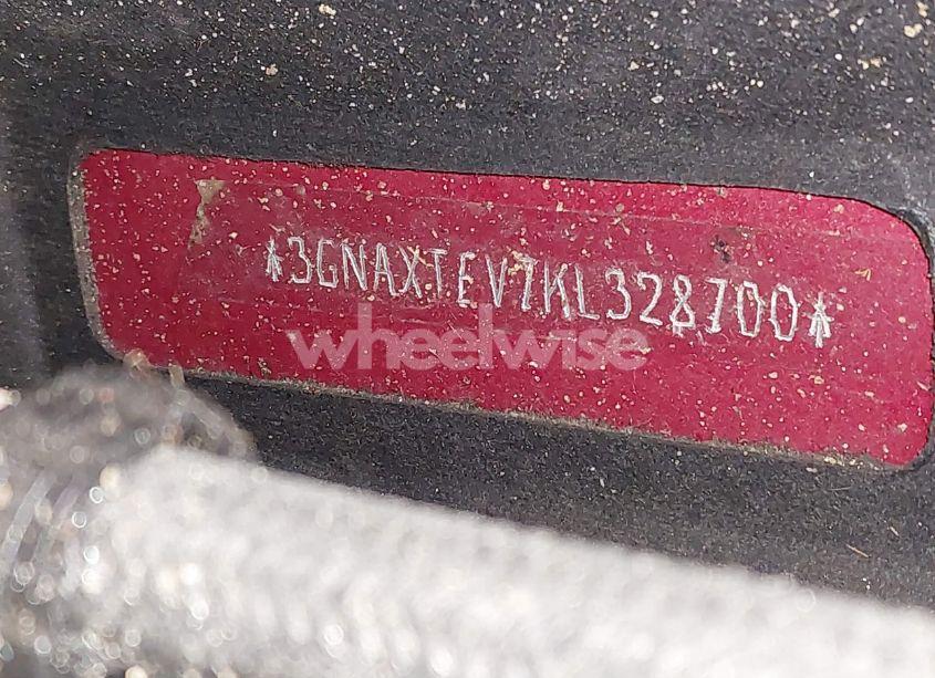 Photo 9 of 2019 Chevrolet Equinox LT (VIN 3GNAXTEV7KL328700)