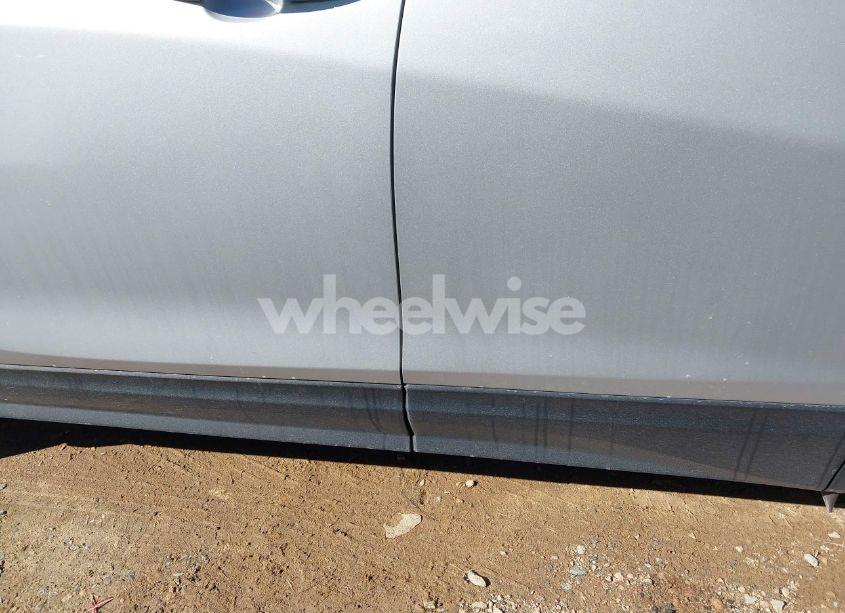 Photo 6 of 2020 Chevrolet Equinox AWD 2FL (VIN 3GNAXTEV7LS720289)