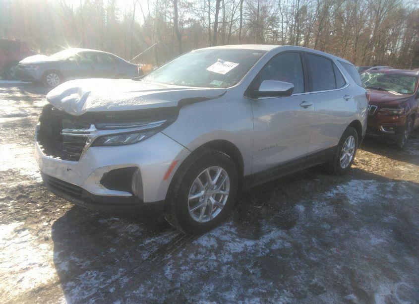 Photo 2 of 2022 Chevrolet Equinox AWD 2FL (VIN 3GNAXTEV7NL135161)