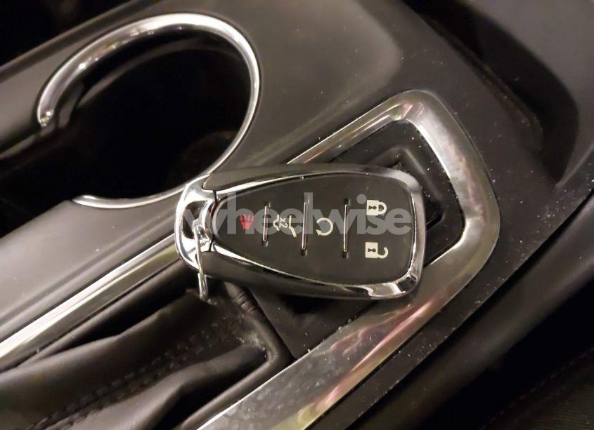 Photo 11 of 2020 Chevrolet Equinox AWD 2FL (VIN 3GNAXTEV8LS601344)